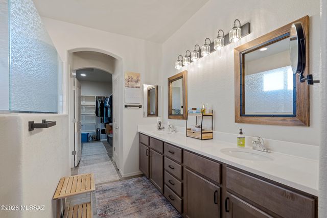 2147 W Totems Street, Benson, AZ 85602
