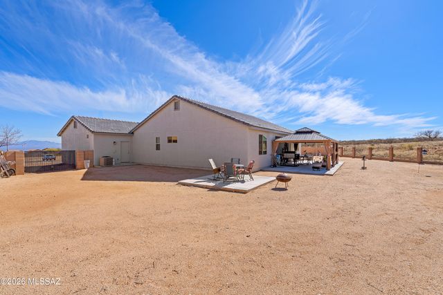 2147 W Totems Street, Benson, AZ 85602
