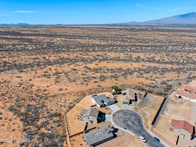 2147 W Totems Street, Benson, AZ 85602