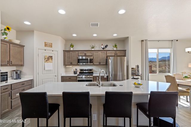 2147 W Totems Street, Benson, AZ 85602