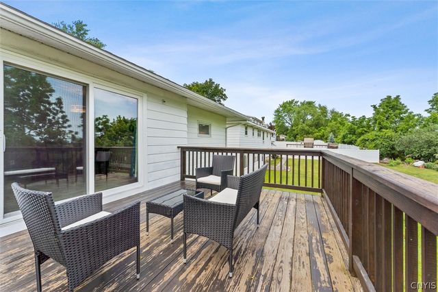 308 Stanton Drive, Dewitt, NY 13214
