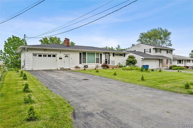 308 Stanton Drive, Dewitt, NY 13214
