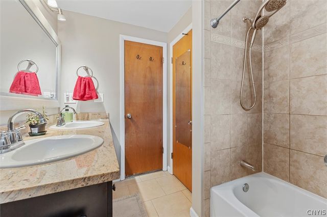 308 Stanton Drive, Dewitt, NY 13214