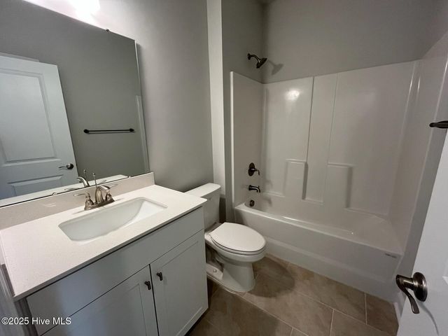 1201 Liset Court SE, Bolivia, NC 28422