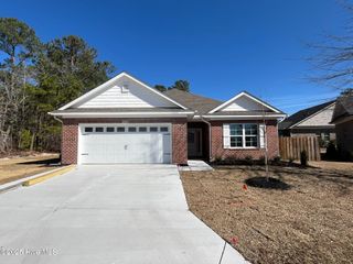 1201 Liset Court, Bolivia, NC 28422
