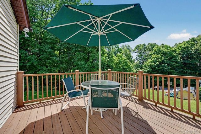22 Manor Way, Brewster, NY 10509