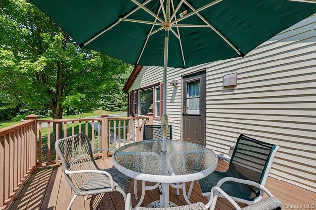 22 Manor Way, Brewster, NY 10509