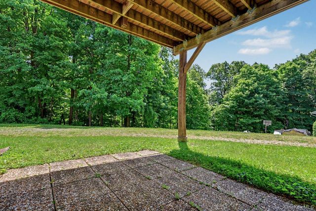 22 Manor Way, Brewster, NY 10509