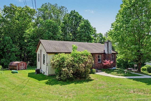 22 Manor Way, Brewster, NY 10509