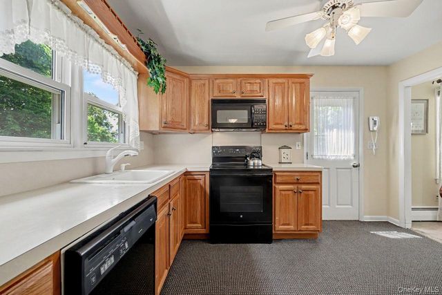 22 Manor Way, Brewster, NY 10509