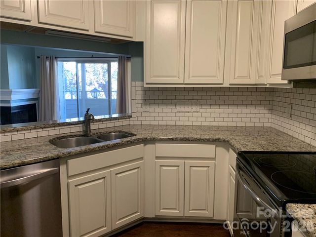 2519 Stockbridge Drive B, Charlotte, NC 28210