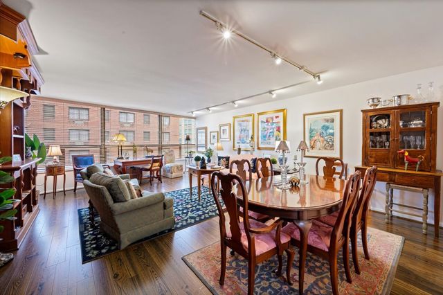 110 E Delaware Place 1702, Chicago, IL 60611