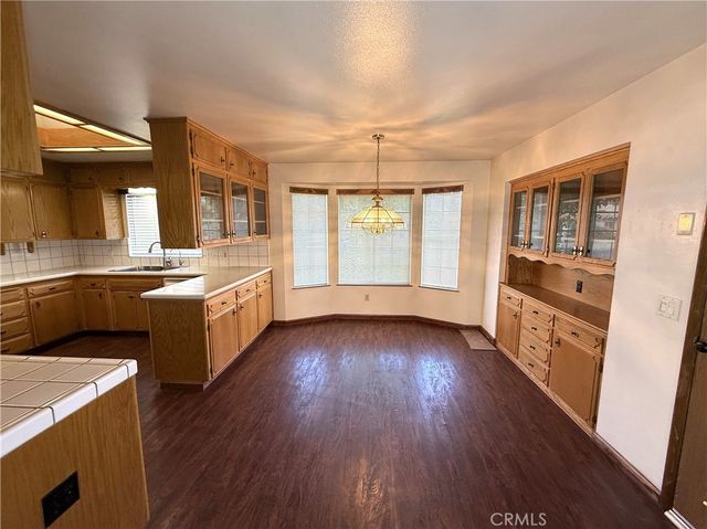2431 Judith Court, Madera, CA 93637