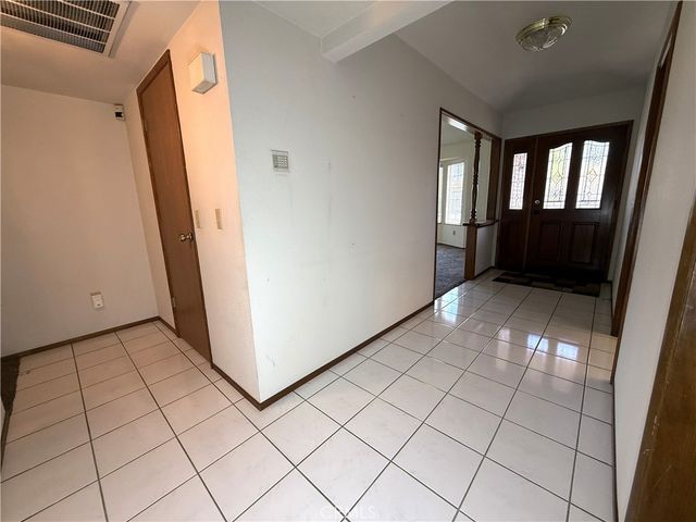 2431 Judith Court, Madera, CA 93637