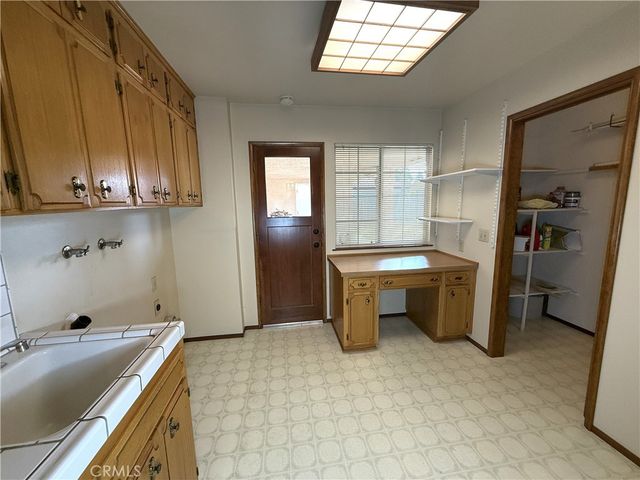 2431 Judith Court, Madera, CA 93637