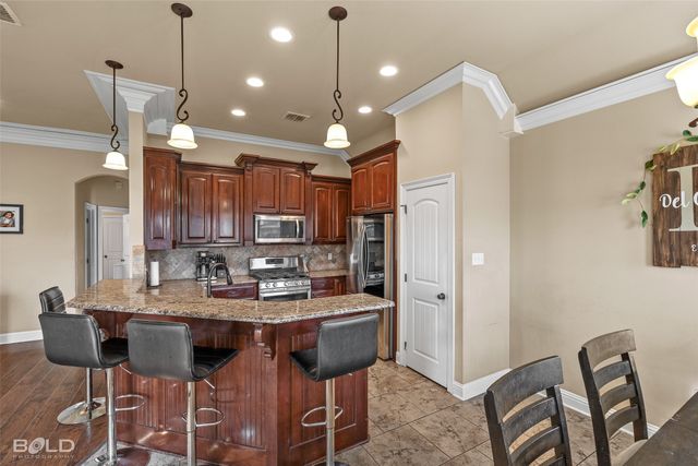 337 Wood Springs, Haughton, LA 71037