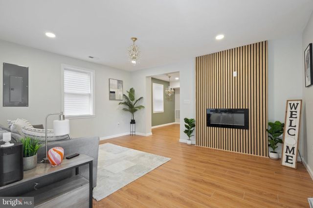 4407 RIDGE DR, Baltimore, MD 21229