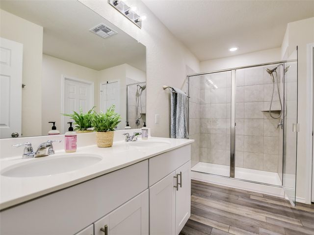 441 Bella Luna WAY, Liberty Hill, TX 78642