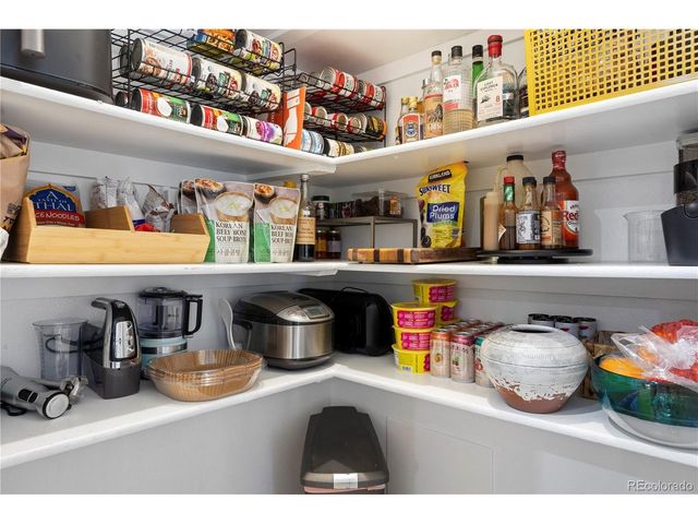 1140 Cherokee St 403, Denver, CO 80204