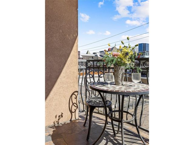 1140 Cherokee St 403, Denver, CO 80204