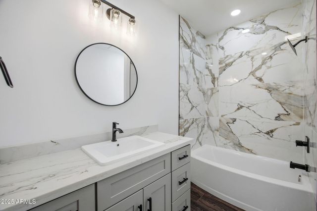 180 W PINE HAVEN Circle, Show Low, AZ 85901