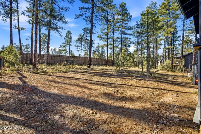 180 W PINE HAVEN Circle, Show Low, AZ 85901