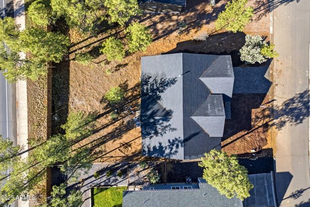 180 W PINE HAVEN Circle, Show Low, AZ 85901