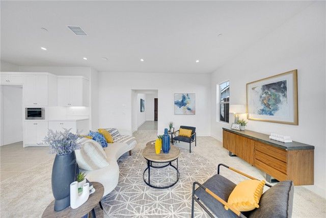 107 Eversedge, Irvine, CA 92618