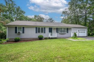 44 Candlewood Vista, New Milford, CT 06776