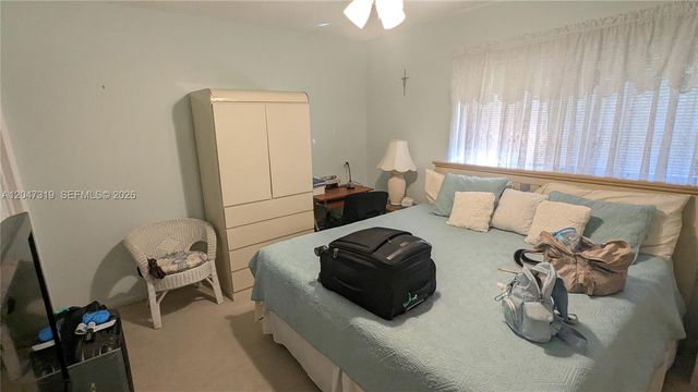 481 NW 76th Ave 207, Margate, FL 33063