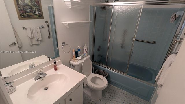 481 NW 76th Ave 207, Margate, FL 33063