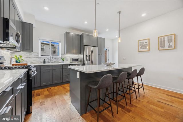 7005 PIPERS GLEN WAY, Philadelphia, PA 19119