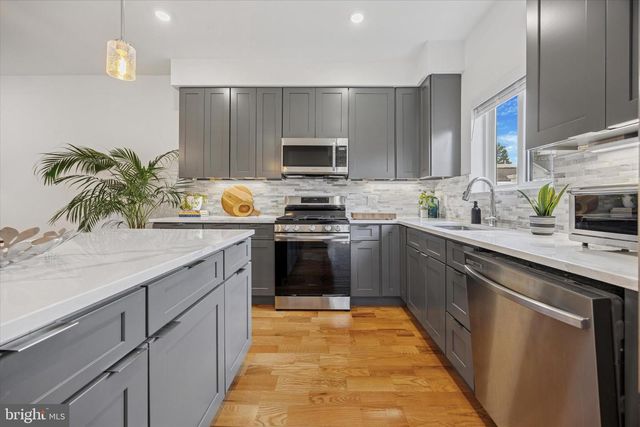 7005 PIPERS GLEN WAY, Philadelphia, PA 19119