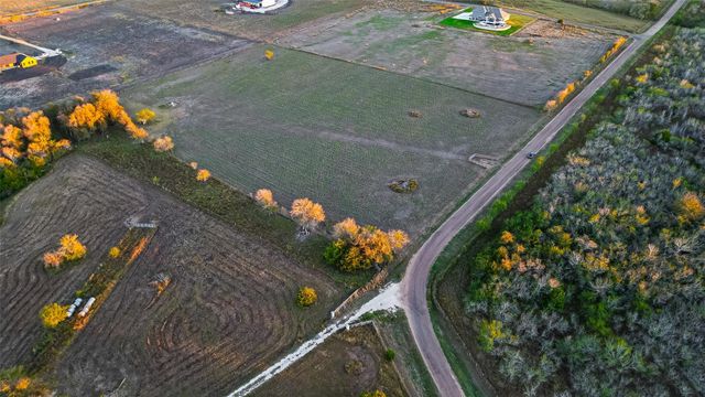 - Seydler Road, Weimar, TX 78962