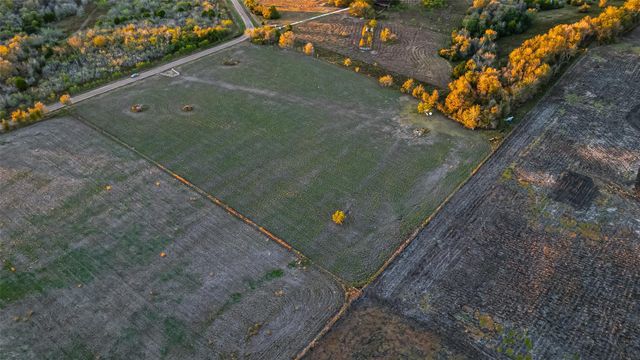 - Seydler Road, Weimar, TX 78962