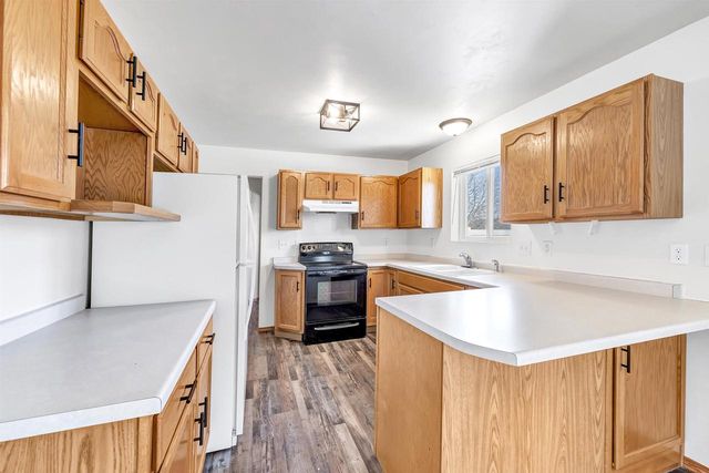 430 STENO TRAIL, Pulaski, WI 54162