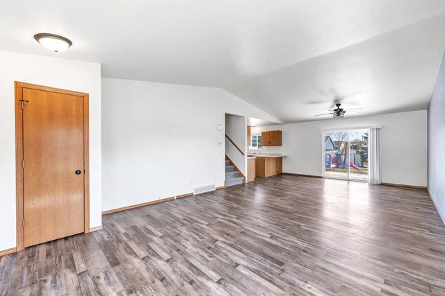 430 STENO TRAIL, Pulaski, WI 54162