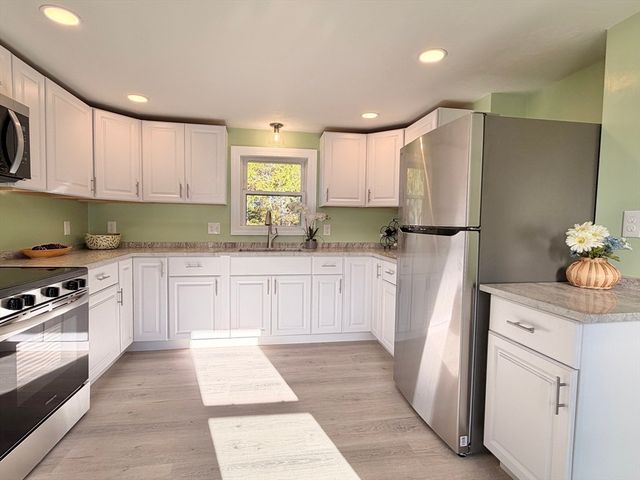 101 School Street, North Brookfield, MA 01535