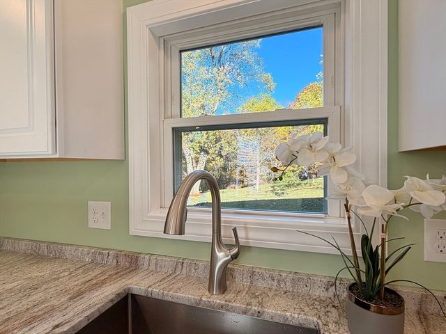 101 School Street, North Brookfield, MA 01535