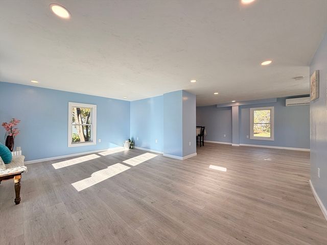 101 School Street, North Brookfield, MA 01535