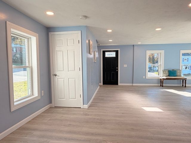 101 School Street, North Brookfield, MA 01535