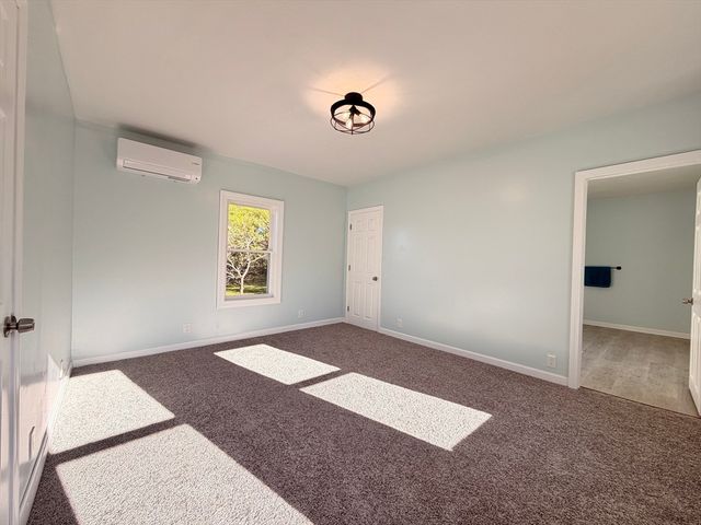 101 School Street, North Brookfield, MA 01535