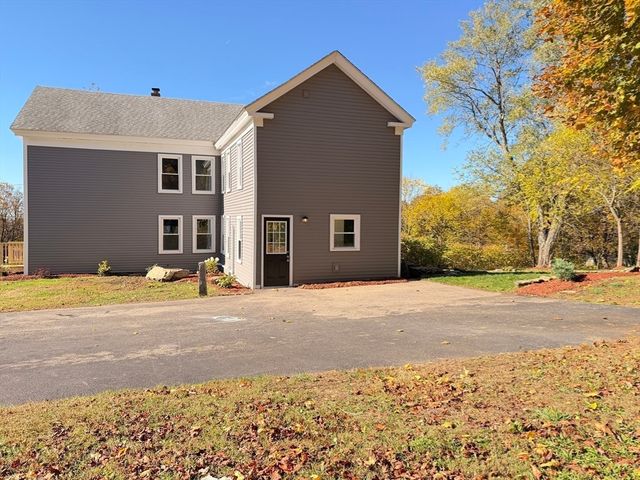 101 School Street, North Brookfield, MA 01535