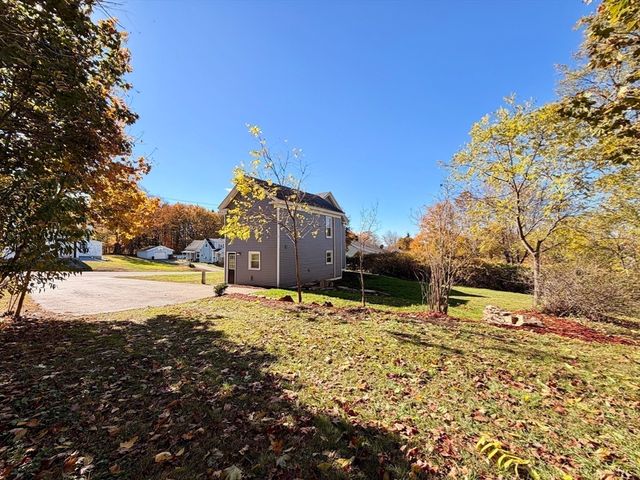 101 School Street, North Brookfield, MA 01535