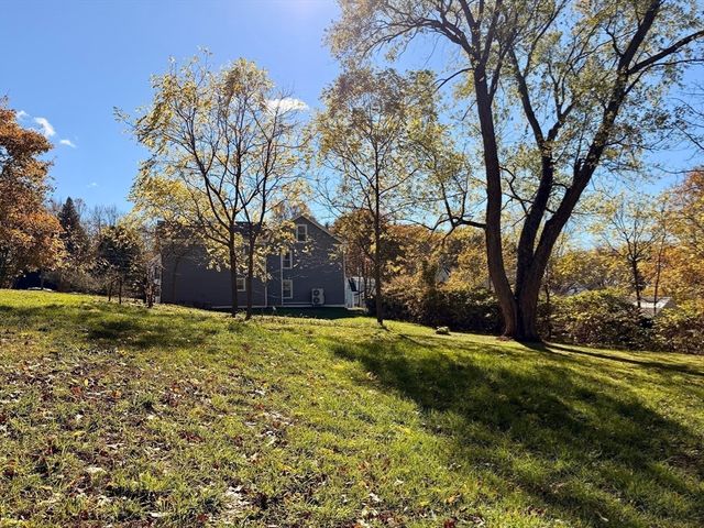 101 School Street, North Brookfield, MA 01535