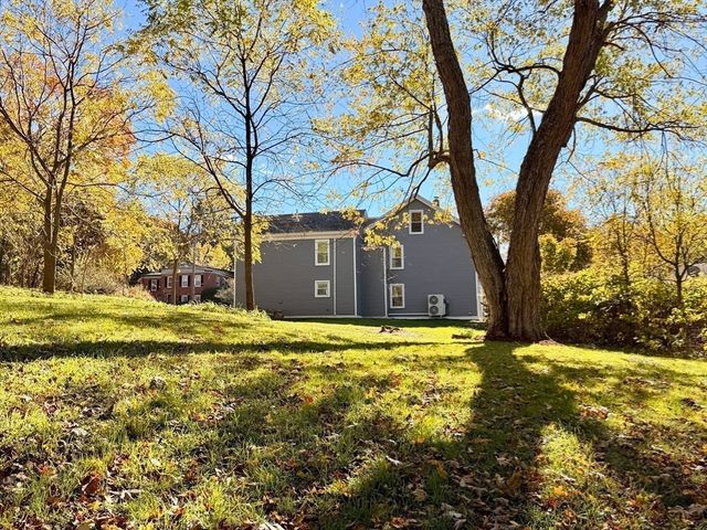 101 School Street, North Brookfield, MA 01535