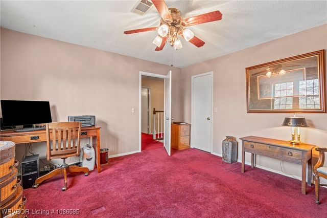 2208 Warwick Place, Fort Smith, AR 72903