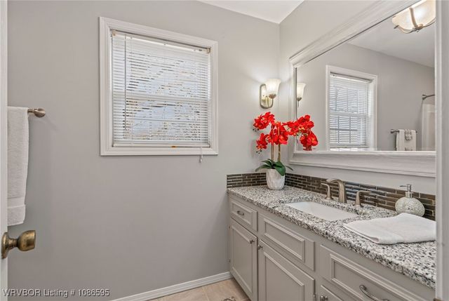 2208 Warwick Place, Fort Smith, AR 72903