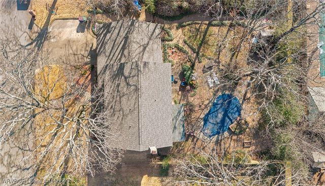 2208 Warwick Place, Fort Smith, AR 72903