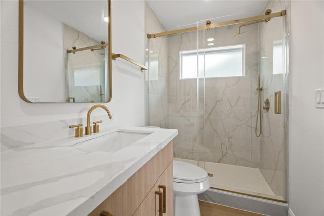 2403 Heather Ridge Court, Webster, TX 77598